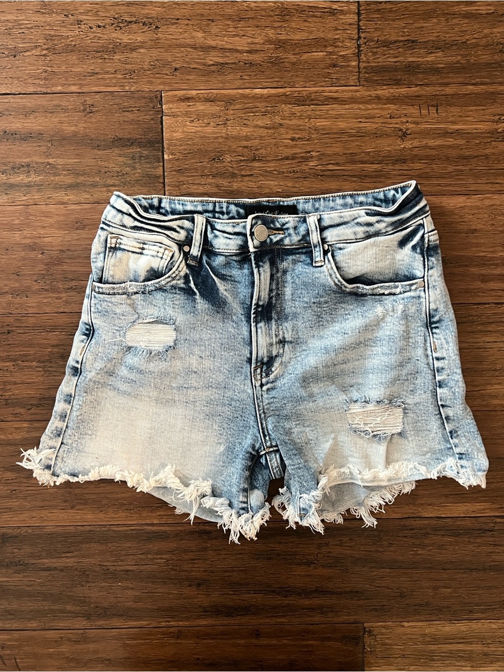 Risen Distressed Denim Jean Shorts - Women's Large